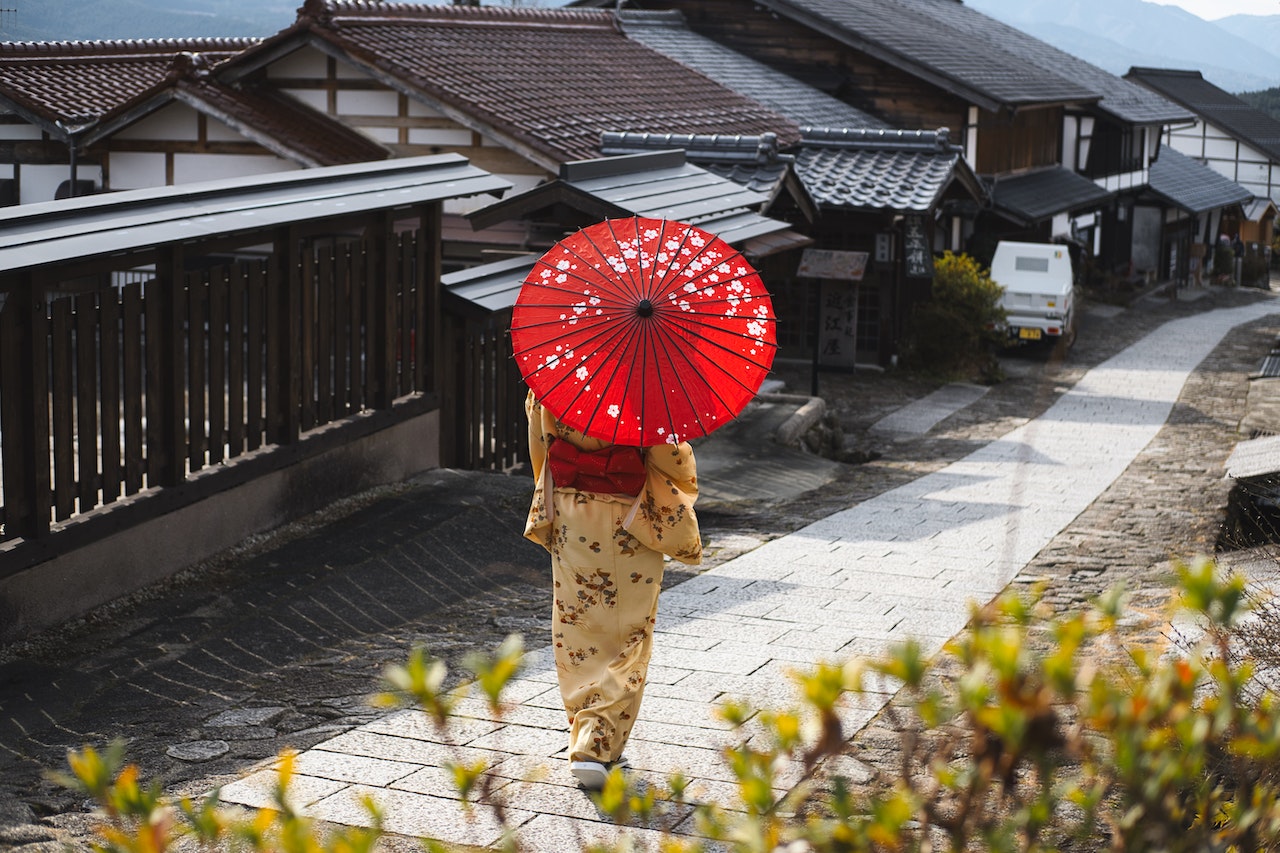 discover Japan through snacks